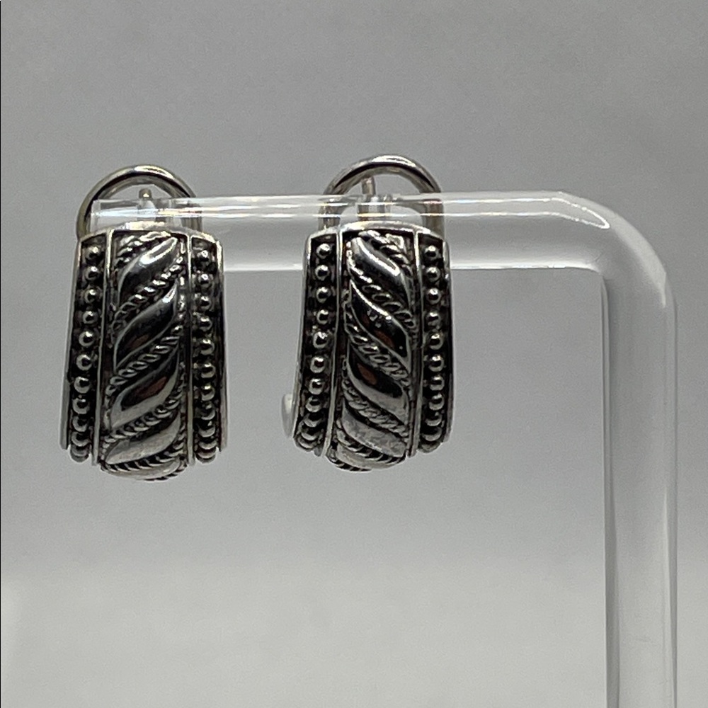 Retired/Vintage Judith Ripka Thailand 925 Dome Earrings